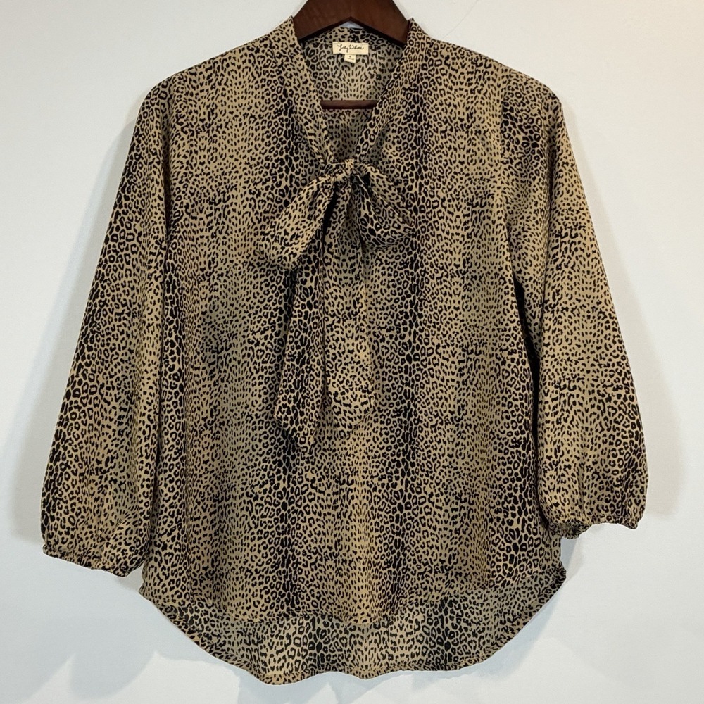 Lily White Leopard Print Blouse V- Neck 3/4 Sleeve With Bow Tie Front— Small
